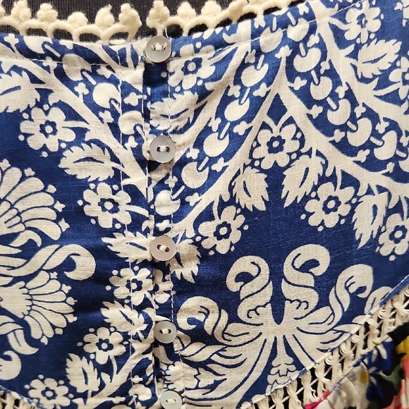 Anthropology 🔥 🌸Midi Tunic with Graphic 3/4 Sleeves - Picture 4 of 9